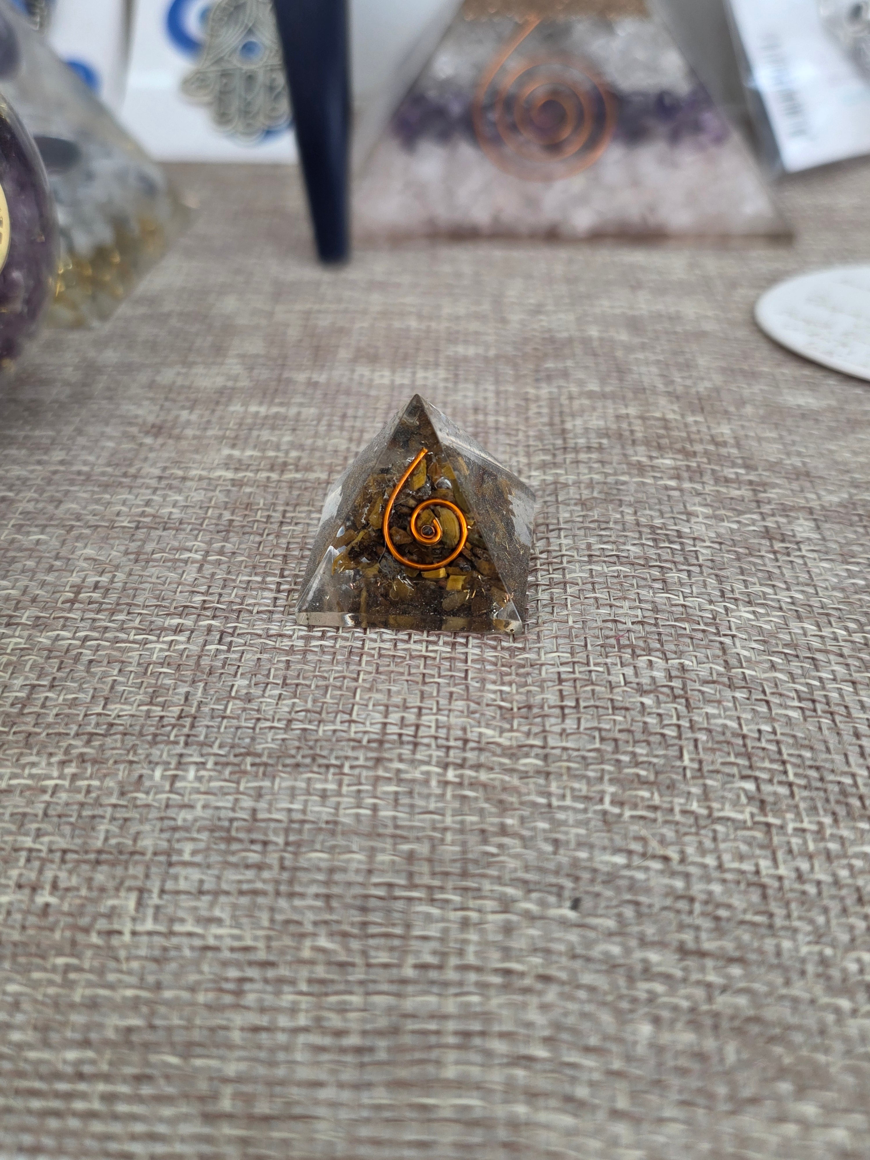 Orgonite Pirâmide Pequena